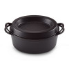 Doufeu. Cocotte ovale en fonte noir mat - Le Creuset (Vue 1)