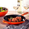Skillet fonte orange de 16 à 26 cm - Le Creuset | Art. 0024147241508 - 0024147252009 - 0024147240679 - 0024147242512 - Vue 3