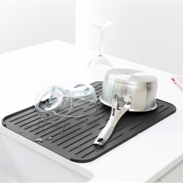 Sink Side. Tapis égouttoir en silicone, 43,8x32,5 cm - Brabantia | Art. 8710755117442 - vue 2